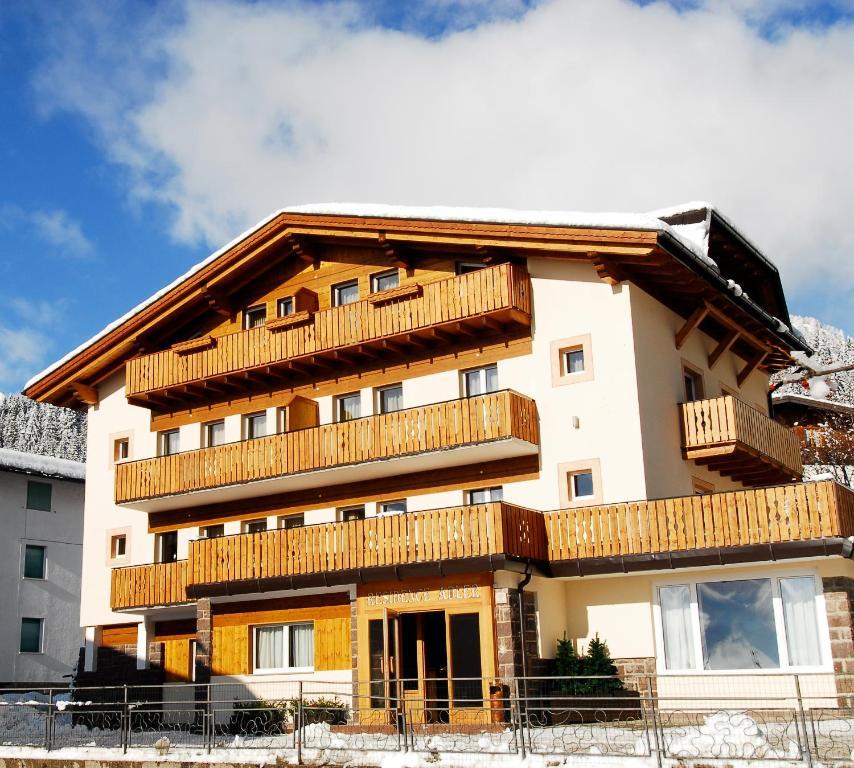 Residence Adler San Martino Di Castrozza Εξωτερικό φωτογραφία