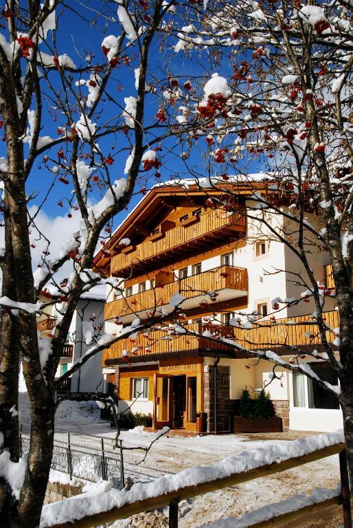 Residence Adler San Martino Di Castrozza Εξωτερικό φωτογραφία