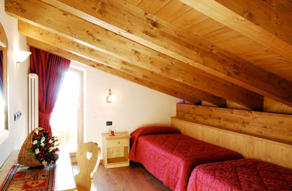 Residence Adler San Martino Di Castrozza Εξωτερικό φωτογραφία